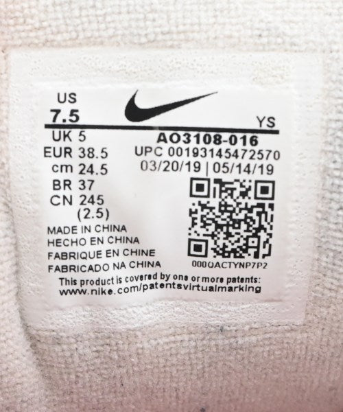 NIKE รองเท้าผ้าใบ