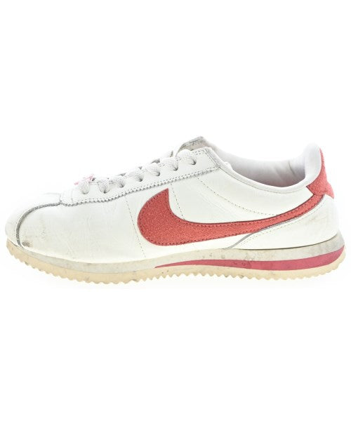 NIKE รองเท้าผ้าใบ