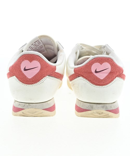 NIKE รองเท้าผ้าใบ