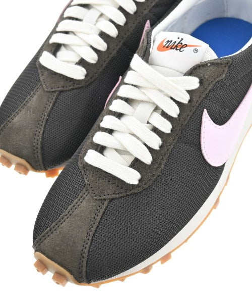 NIKE รองเท้าผ้าใบ