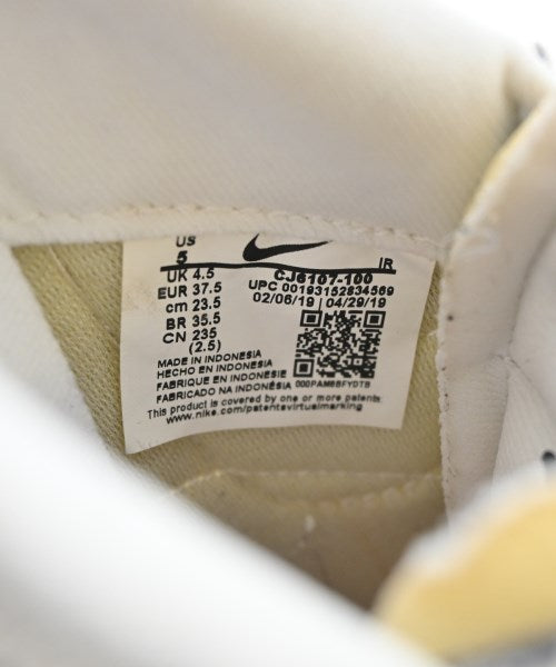 NIKE รองเท้าผ้าใบ