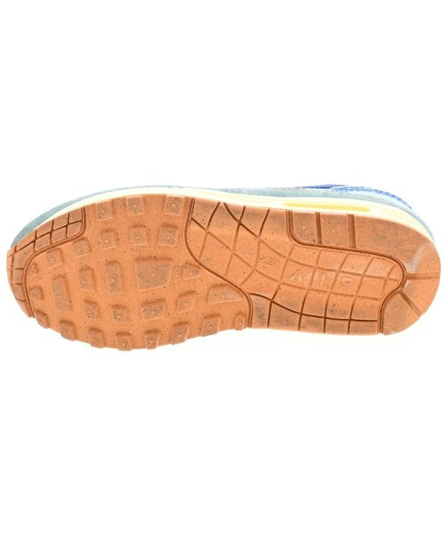 NIKE รองเท้าผ้าใบ
