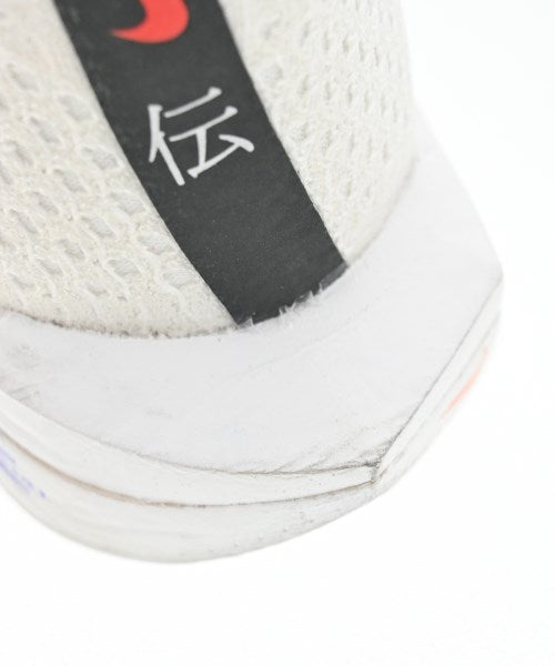 NIKE รองเท้าผ้าใบ