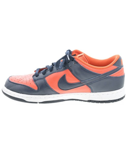 NIKE รองเท้าผ้าใบ