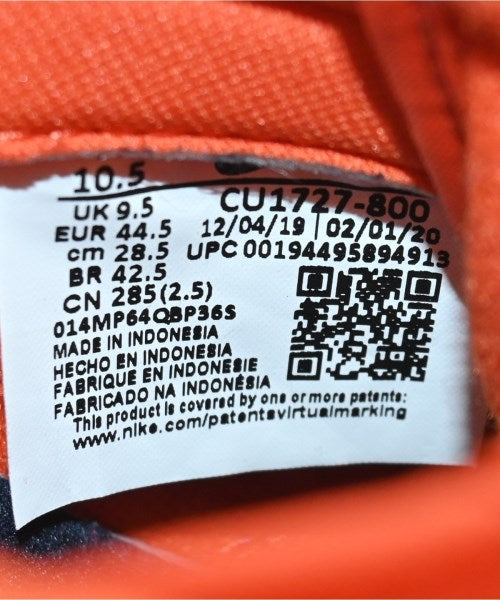 NIKE รองเท้าผ้าใบ