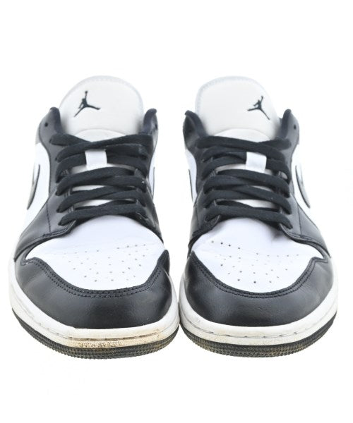 NIKE รองเท้าผ้าใบ