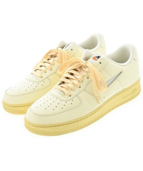 NIKE รองเท้าผ้าใบ