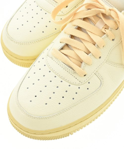 NIKE รองเท้าผ้าใบ