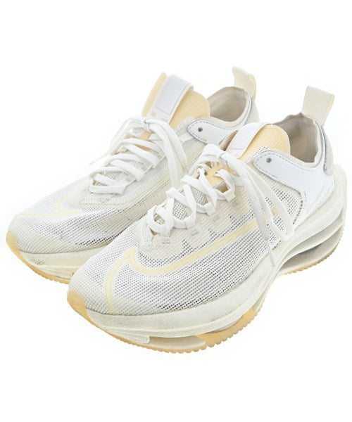 NIKE รองเท้าผ้าใบ