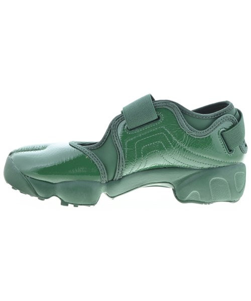 NIKE รองเท้าผ้าใบ