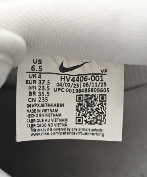NIKE รองเท้าผ้าใบ