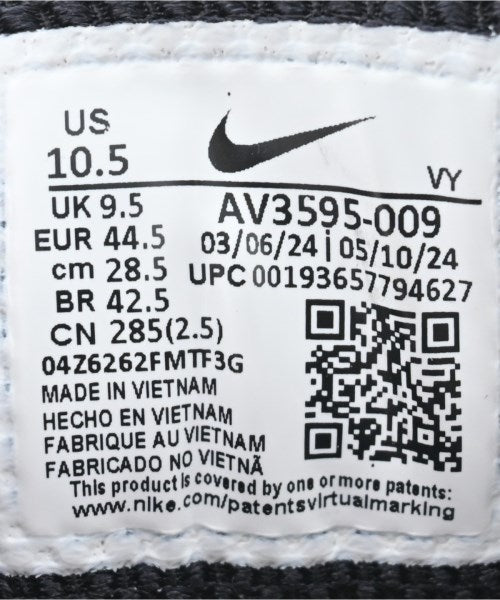 NIKE รองเท้าผ้าใบ