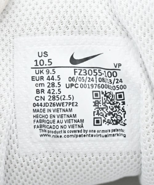 NIKE รองเท้าผ้าใบ
