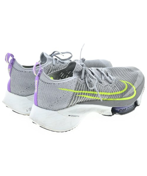 NIKE รองเท้าผ้าใบ