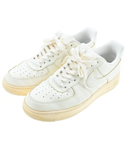 NIKE รองเท้าผ้าใบ