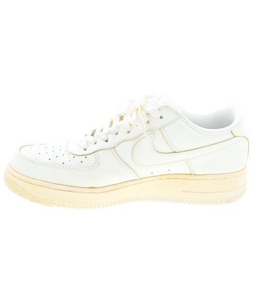 NIKE รองเท้าผ้าใบ