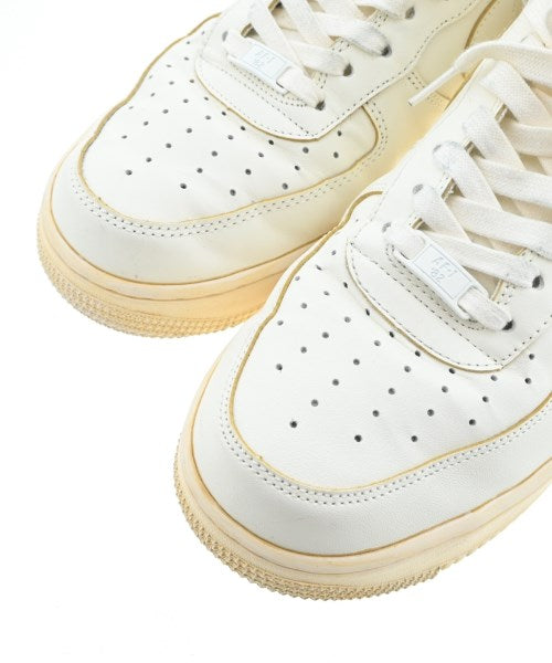 NIKE รองเท้าผ้าใบ
