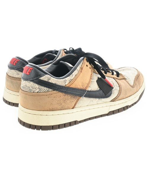 NIKE รองเท้าผ้าใบ