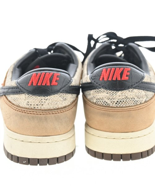 NIKE รองเท้าผ้าใบ