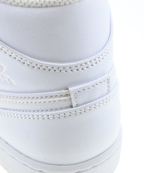 NIKE รองเท้าผ้าใบ