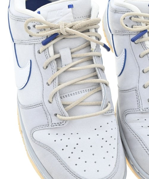 NIKE รองเท้าผ้าใบ