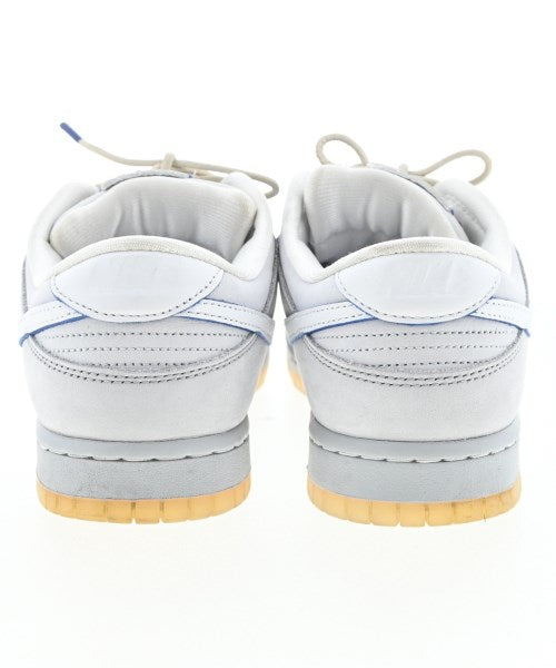 NIKE รองเท้าผ้าใบ