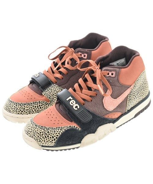 NIKE รองเท้าผ้าใบ