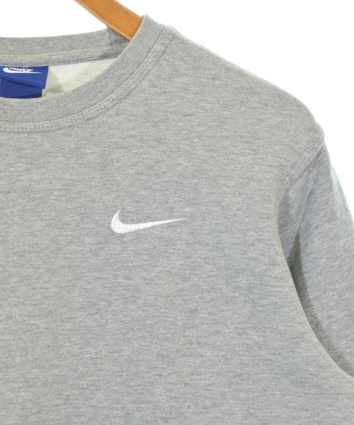 NIKE เสื้อสเวตเตอร์
