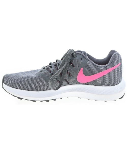 NIKE รองเท้าผ้าใบ