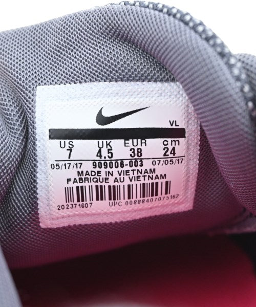 NIKE รองเท้าผ้าใบ