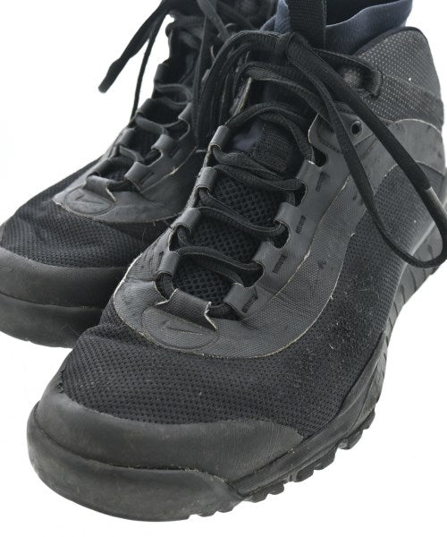 NIKE รองเท้าผ้าใบ