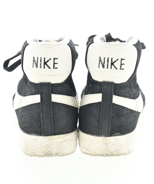NIKE รองเท้าผ้าใบ