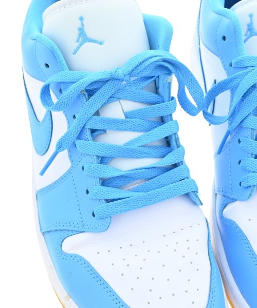NIKE รองเท้าผ้าใบ