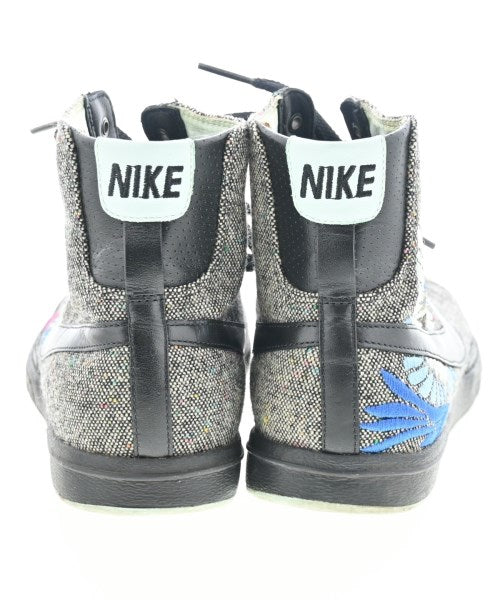 NIKE รองเท้าผ้าใบ