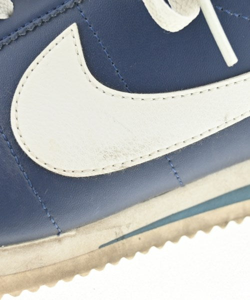 NIKE รองเท้าผ้าใบ