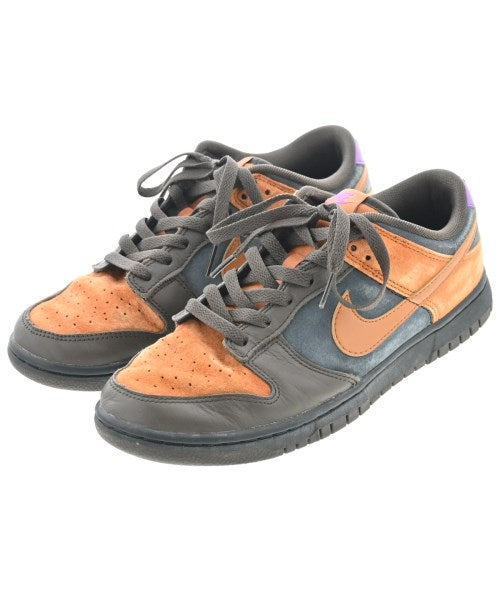 NIKE รองเท้าผ้าใบ
