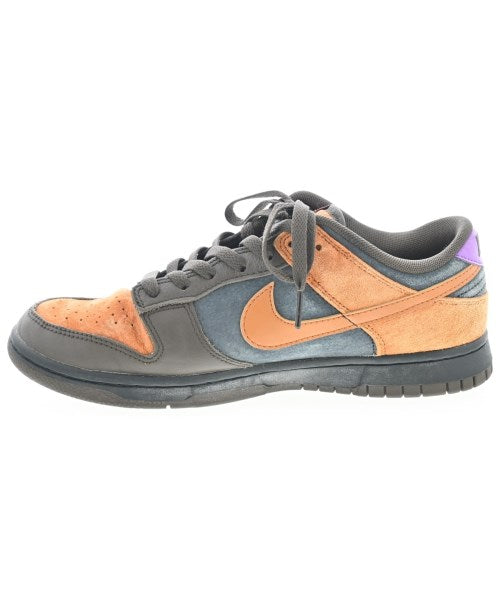 NIKE รองเท้าผ้าใบ