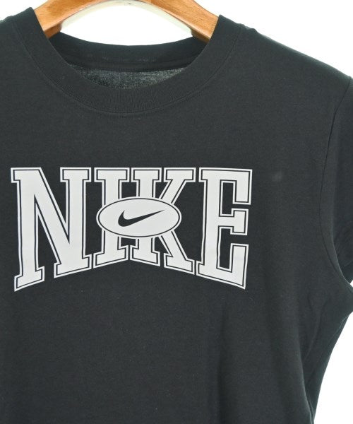 NIKE เสื้อยืด/เสื้อท็อปส์