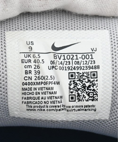 NIKE รองเท้าผ้าใบ