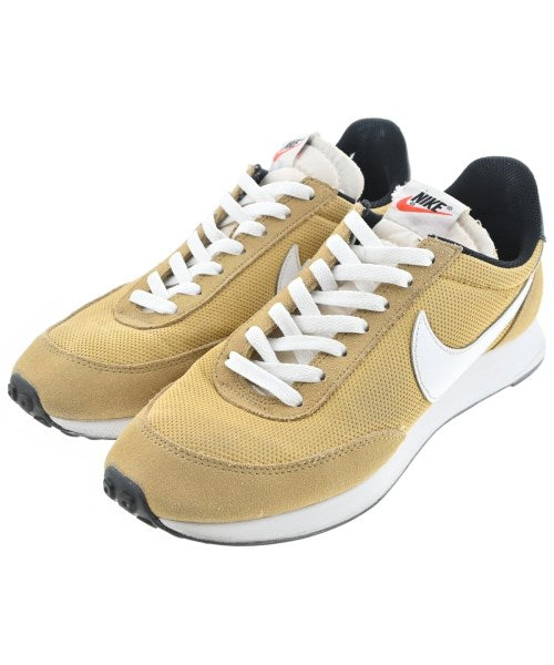 NIKE รองเท้าผ้าใบ