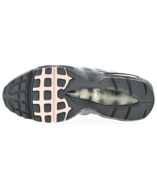 NIKE รองเท้าผ้าใบ