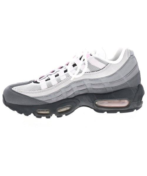 NIKE รองเท้าผ้าใบ