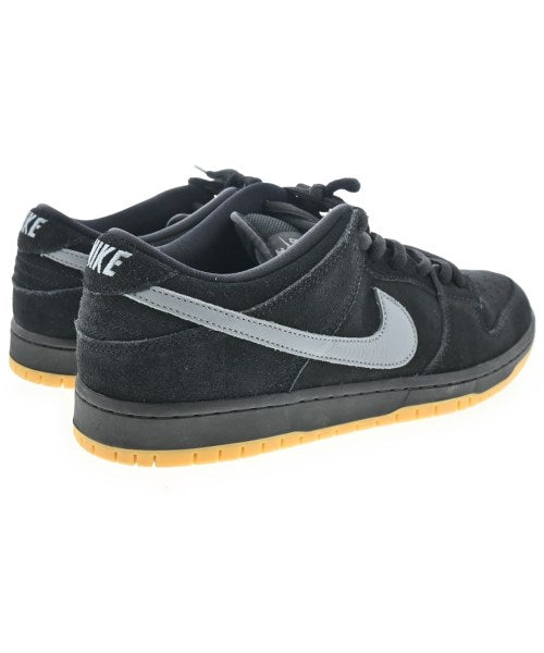 NIKE รองเท้าผ้าใบ