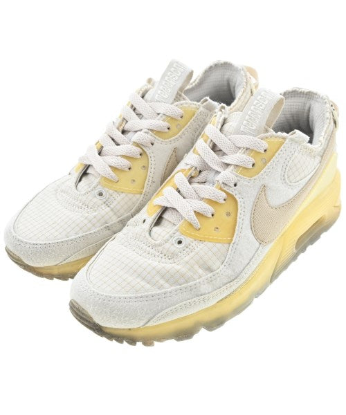 NIKE รองเท้าผ้าใบ