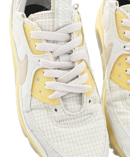NIKE รองเท้าผ้าใบ