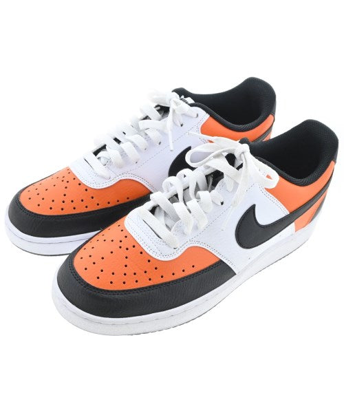 NIKE รองเท้าผ้าใบ