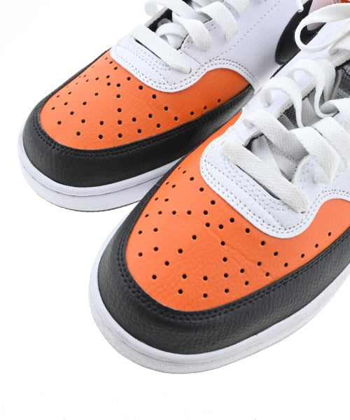 NIKE รองเท้าผ้าใบ