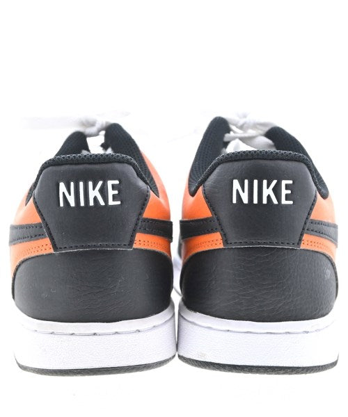 NIKE รองเท้าผ้าใบ