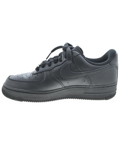NIKE รองเท้าผ้าใบ