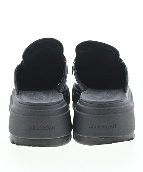 NIKE รองเท้าแตะ